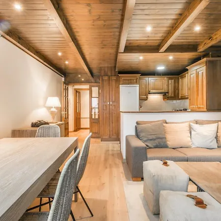 Apartment Montgarri By Totiaran
